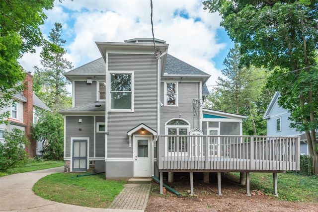 916 Olivia Avenue, Ann Arbor, MI 48104