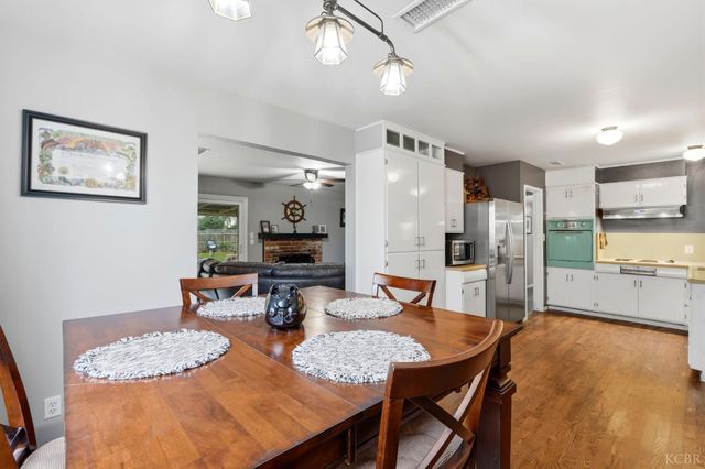 129 W Terrace Drive, Hanford, CA 93230