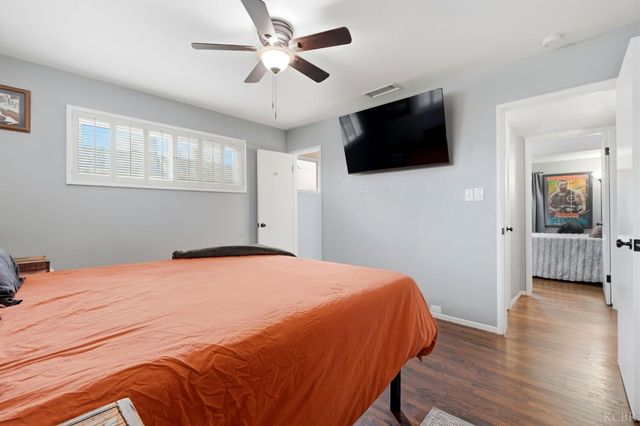 129 W Terrace Drive, Hanford, CA 93230