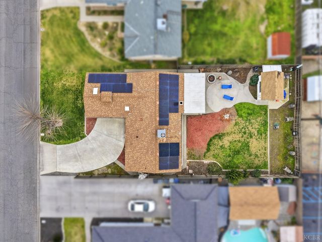 129 W Terrace Drive, Hanford, CA 93230