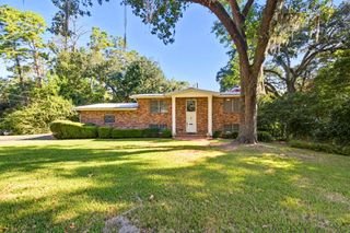 2205 Gibbs Drive, Tallahassee, FL 32303