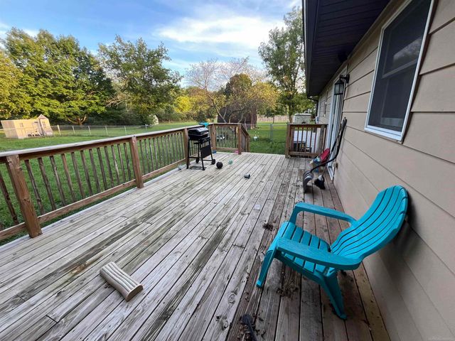 390 6th Street, Cedar Springs, MI 49319