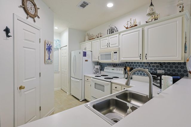 654 River Oaks Dr Apt 45D, Myrtle Beach, SC 29579