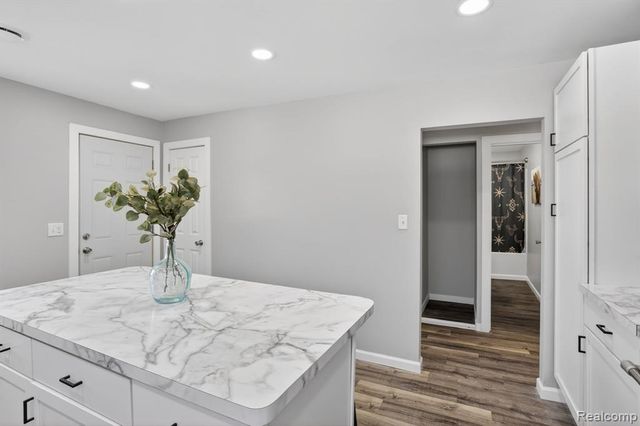 14244 N Clio Road, Clio, MI 48420