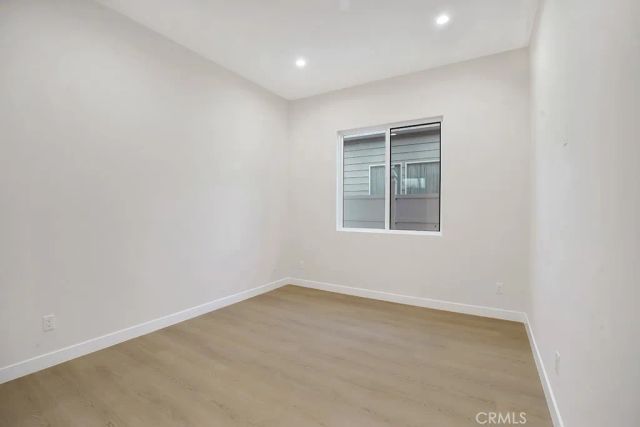 17425 Los Alimos 17423, Granada Hills, CA 91344