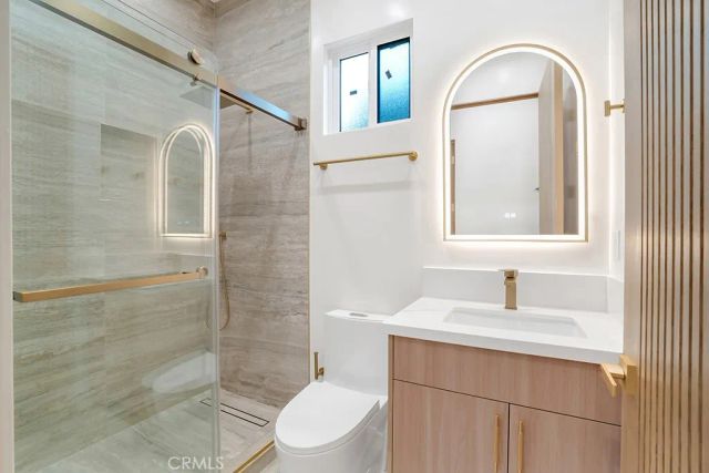 17425 Los Alimos 17423, Granada Hills, CA 91344