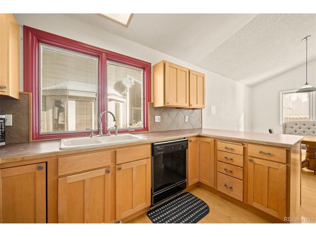 10462 W 82nd Ave, Arvada, CO 80005