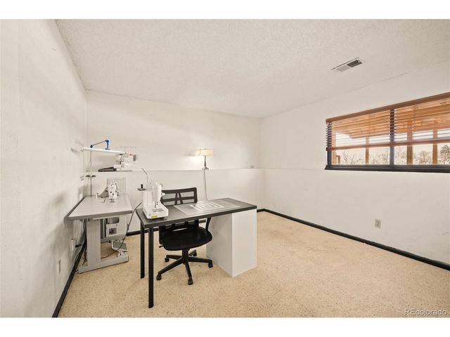 10462 W 82nd Ave, Arvada, CO 80005