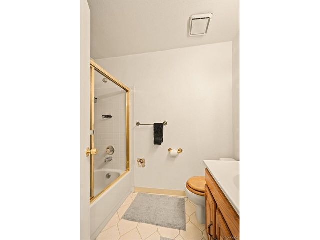 10462 W 82nd Ave, Arvada, CO 80005