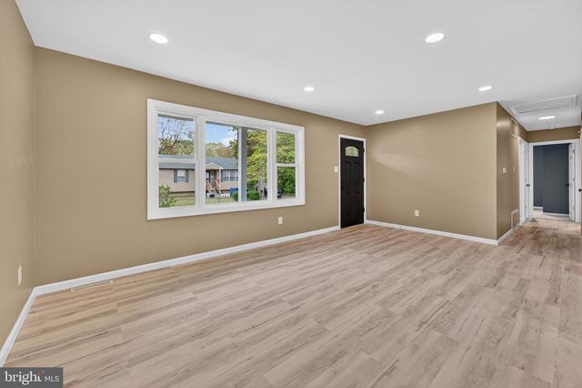 229 GARDEN AVE, Browns Mills, NJ 08015