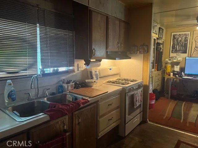 10550 Western 3, Stanton, CA 90680