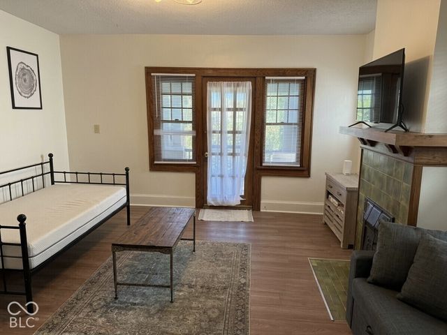 537 E 11th Street 4, Indianapolis, IN 46202