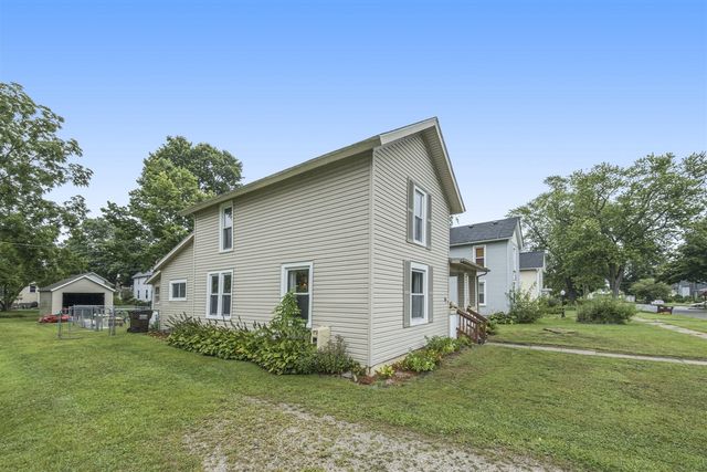 128 1st Street, Milan, MI 48160