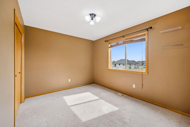 507 Glen Oaks Circle, Big Lake, MN 55309