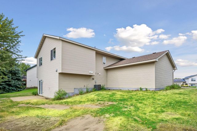 507 Glen Oaks Circle, Big Lake, MN 55309