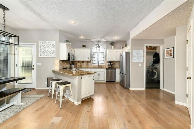 15943 S Avalon Street, Olathe, KS 66062