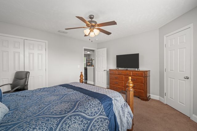 1026 Ryan Ct, Gallatin, TN 37066