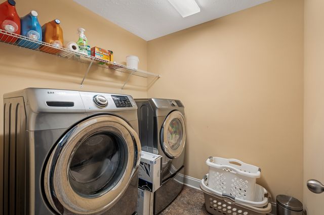 1026 Ryan Ct, Gallatin, TN 37066