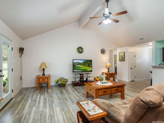 154 Red Fox, Poteet, TX 78065