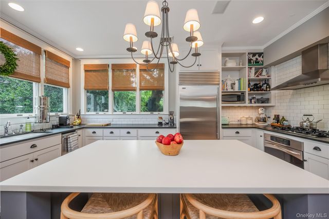 151 Church Avenue, Islip, NY 11751