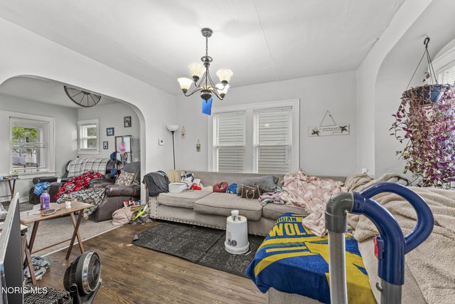 4426 Burnham Avenue, Toledo, OH 43612