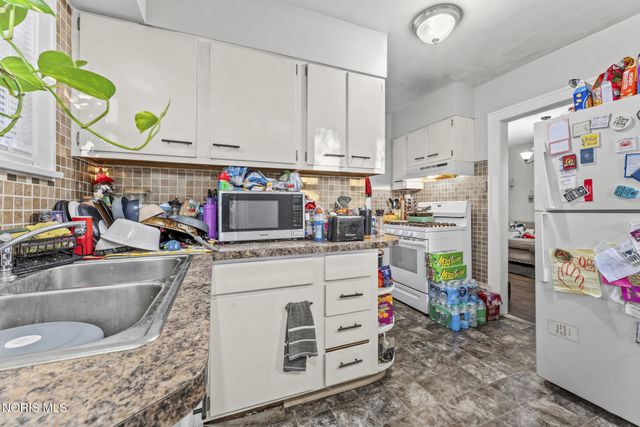 4426 Burnham Avenue, Toledo, OH 43612