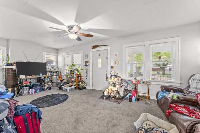 4426 Burnham Avenue, Toledo, OH 43612