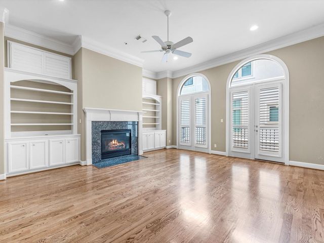 107 Dennis Street, Houston, TX 77006