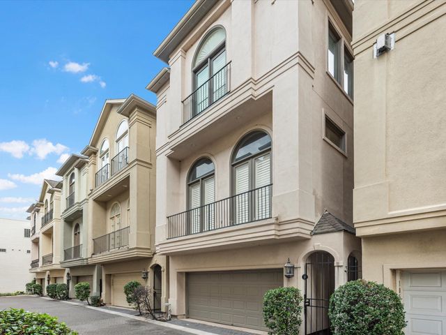 107 Dennis Street, Houston, TX 77006