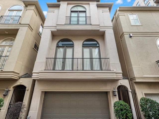 107 Dennis Street, Houston, TX 77006