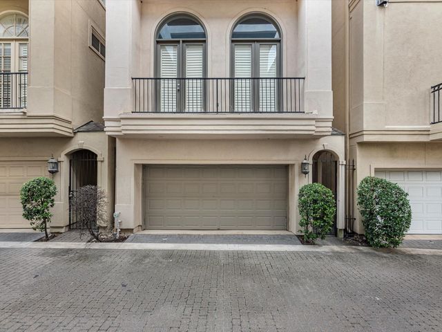 107 Dennis Street, Houston, TX 77006