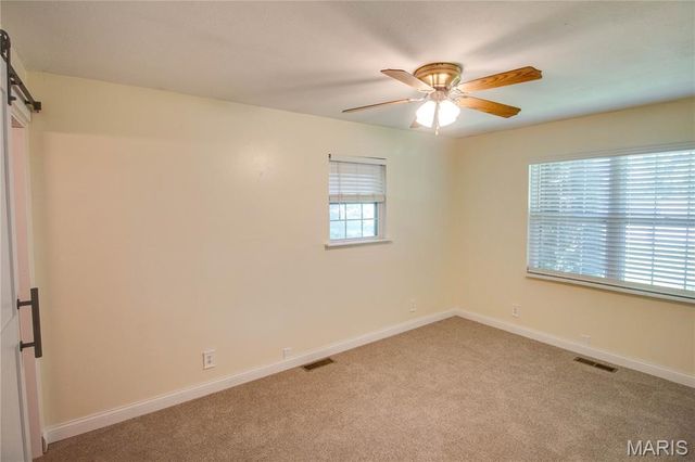 2807 Grovelin Street, Godfrey, IL 62035