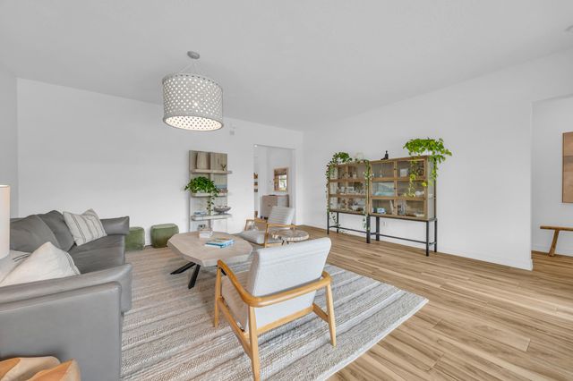 1135 Turnbridge Drive, Jupiter, FL 33458