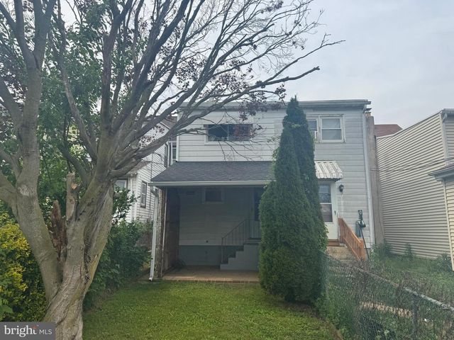 204 GRANT ST, Parkesburg, PA 19365