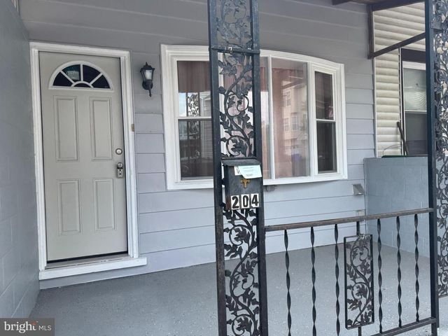 204 GRANT ST, Parkesburg, PA 19365