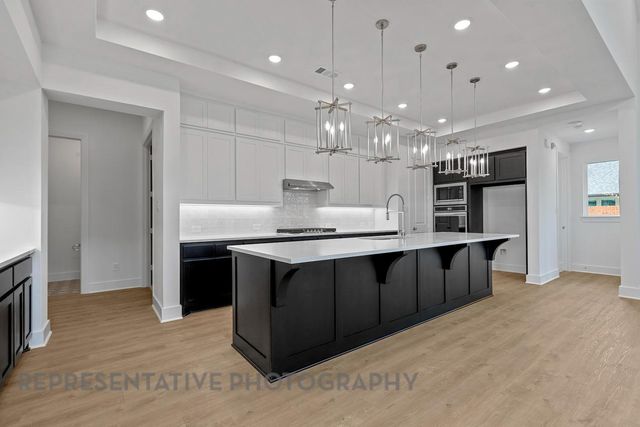 12023 Lake View Boulevard, Mont Belvieu, TX 77523