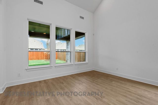 12023 Lake View Boulevard, Mont Belvieu, TX 77523