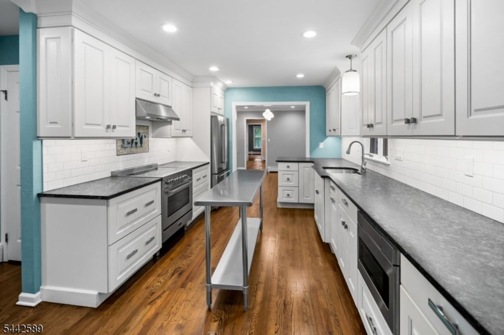 41 Washington Corner Rd, Bernardsville Boro, NJ 07924 — photo 2