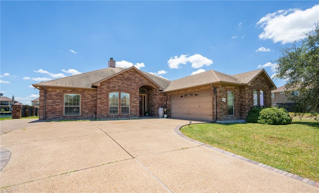 15009 Lake Mead, Robstown, TX 78380