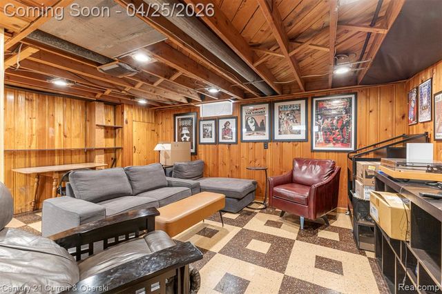 21721 Nowlin Street, Dearborn, MI 48124