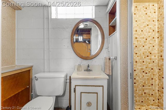 21721 Nowlin Street, Dearborn, MI 48124