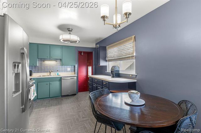 21721 Nowlin Street, Dearborn, MI 48124