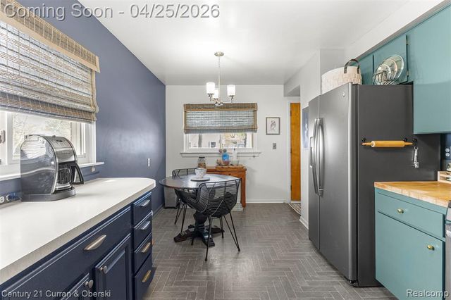 21721 Nowlin Street, Dearborn, MI 48124