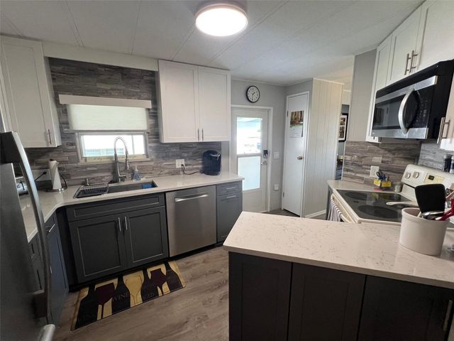 471 NEEDLE PALM STREET, Largo, FL 33778