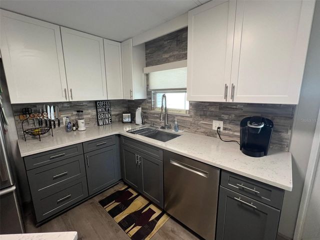 471 NEEDLE PALM STREET, Largo, FL 33778