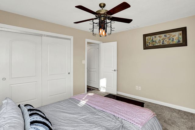 523 Genisis Drive, Whiteland, IN 46184