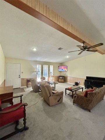 266 Old Spanish Trail, Valley View, TX 76272