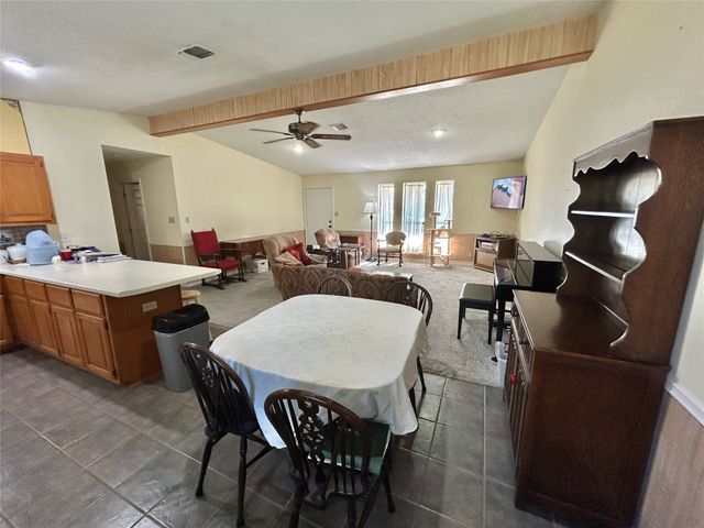 266 Old Spanish Trail, Valley View, TX 76272