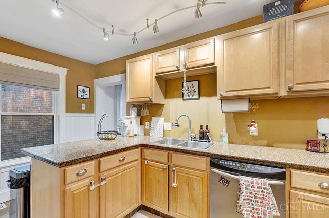 1813 Sutton Avenue, Cincinnati, OH 45230