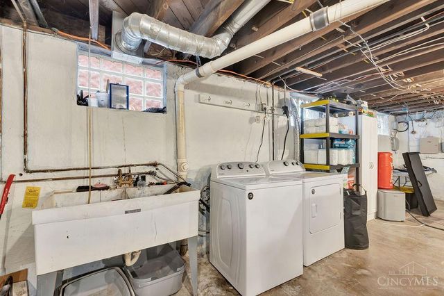 1813 Sutton Avenue, Cincinnati, OH 45230